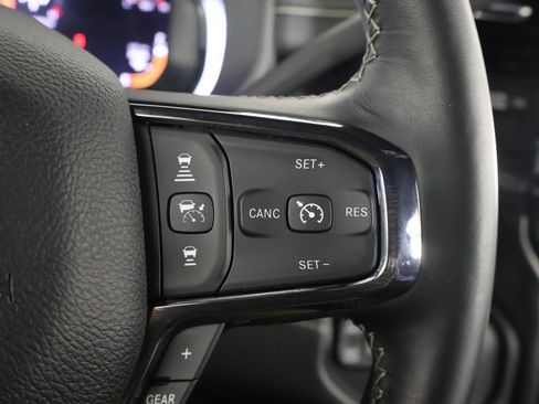 Used 2024 RAM 3500 Limited image 39