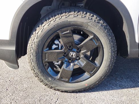 New 2026 Honda Ridgeline Black Edition image 13
