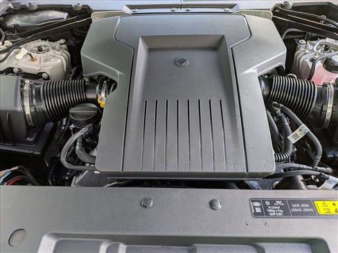 New 2026 Land Rover Defender 110 OCTA AWD/4WD image 16