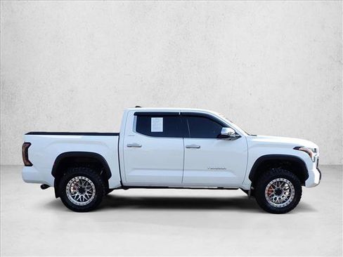 Used 2024 Toyota Tundra Limited AWD/4WD image 5