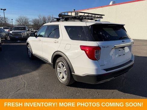 Used 2020 Ford Explorer XLT w/ Equipment Group 202A image 4