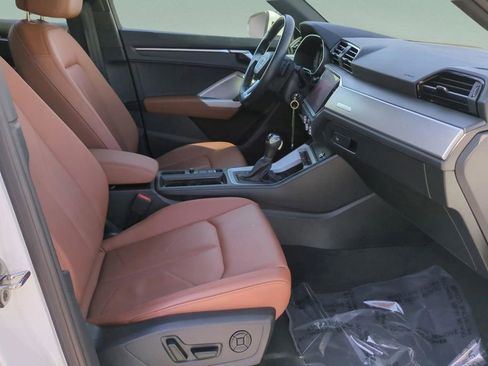 Used 2022 Audi Q3 2.0T Premium Plus image 14