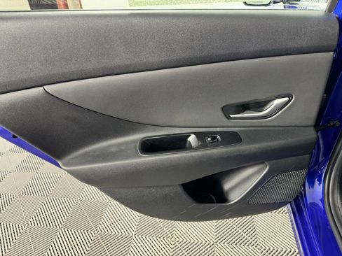 Used 2024 Hyundai Elantra SEL w/ Convenience Package image 26