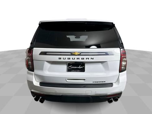 Used 2024 Chevrolet Suburban Premier RWD image 7