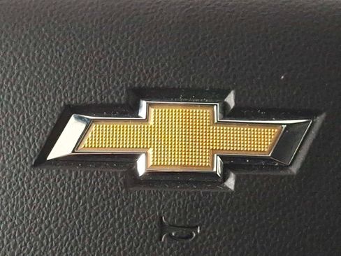 Used 2024 Chevrolet Silverado 1500 LT AWD/4WD image 30