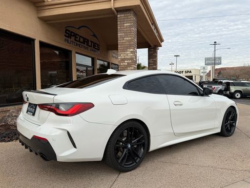 Used 2021 BMW 430i Coupe w/ M Sport Package image 32