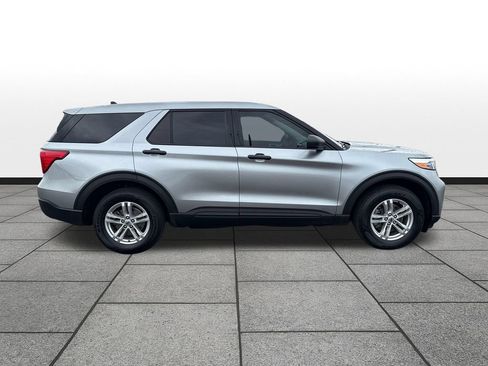 Used 2023 Ford Explorer 4WD image 6