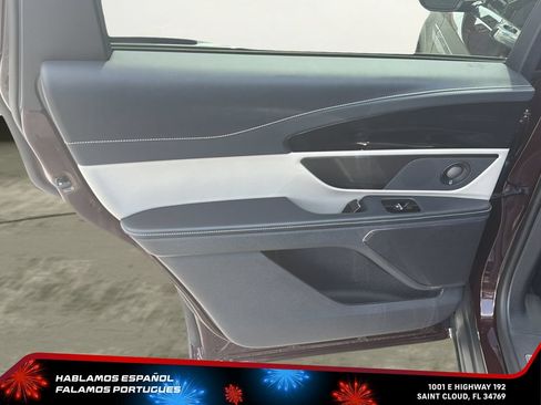 Used 2024 Lincoln Nautilus Premier w/ Equipment Group 102A AWD/4WD image 24