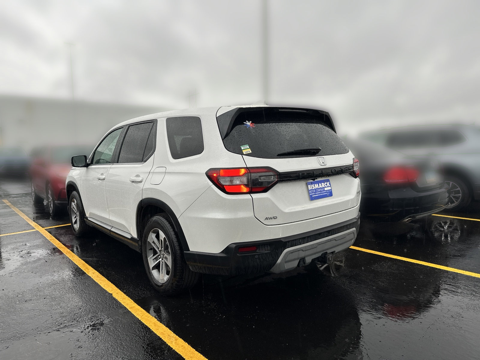 Used 2025 Honda Pilot EX-L image 4