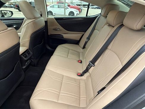 Used 2019 Lexus ES 350 Luxury image 24