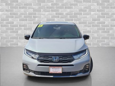 Used 2025 Honda Odyssey Sport-L image 2