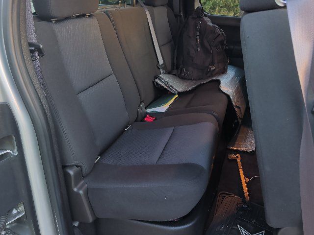 Used 2011 Chevrolet Silverado 1500 LT w/ All-Star Edition RWD image 10