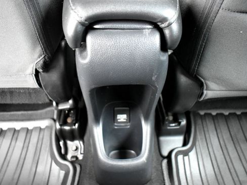 Used 2019 Honda HR-V Sport image 37