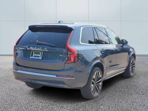Certified 2025 Volvo XC90 B6 Plus AWD/4WD image 4