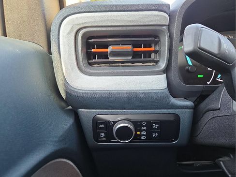 Used 2023 Ford Maverick XLT w/ XLT Luxury Package FWD image 20