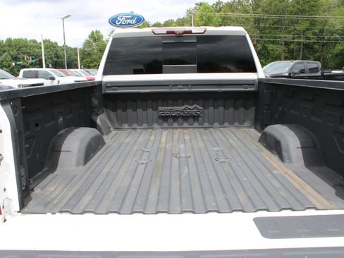 Used 2021 Chevrolet Silverado 2500 High Country w/ Z71 Off-Road Package AWD/4WD image 9