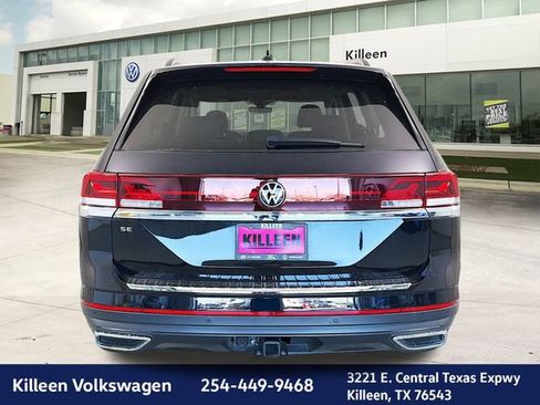 New 2025 Volkswagen Atlas SE image 6