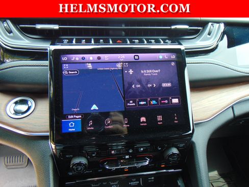 Certified 2025 Jeep Grand Cherokee Summit w/ Adv Protech Group IV AWD/4WD image 27