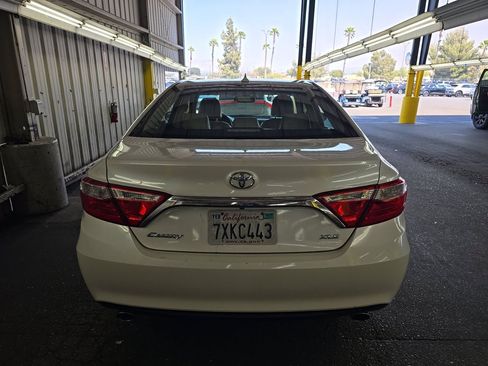 Used 2017 Toyota Camry XLE w/ Advanced Technology Package FWD image 5
