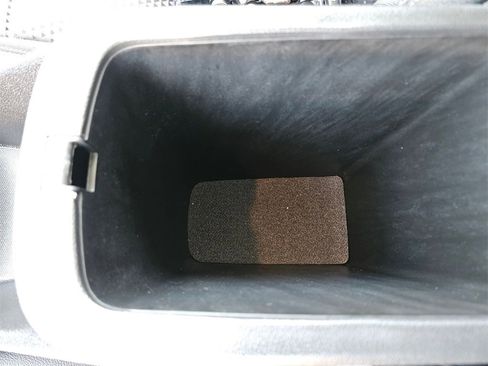 Used 2025 Chevrolet Trax LT w/ LT Convenience Package image 27