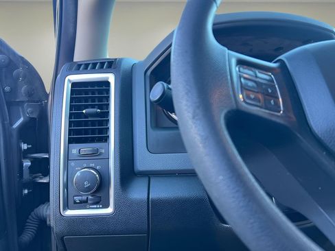 Used 2019 RAM 1500 Classic Warlock AWD/4WD image 14