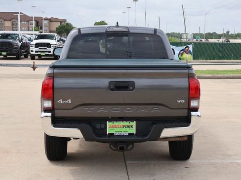 Used 2019 Toyota Tacoma SR5 AWD/4WD image 5