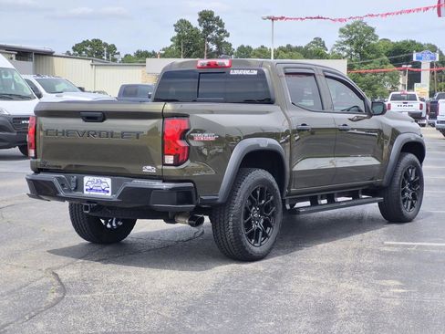 Used 2023 Chevrolet Colorado Trail Boss w/ LPO, Dark Essentials Package AWD/4WD image 6