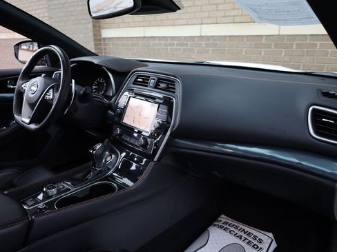 Used 2021 Nissan Maxima SR w/ Sport Mat Group image 27