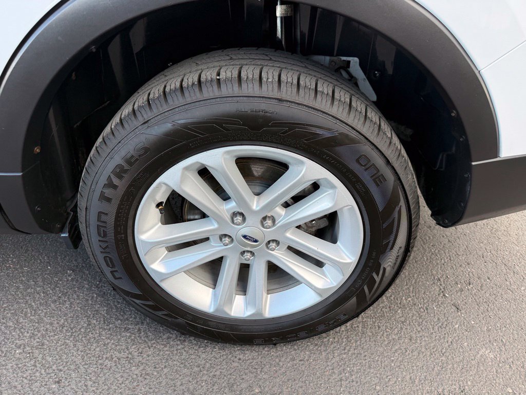 Used 2016 Ford Explorer 4WD image 5