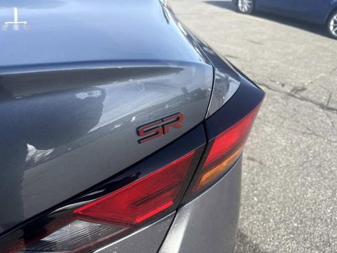 Used 2023 Nissan Altima 2.5 SR image 7