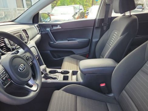 Used 2018 Kia Sportage LX FWD image 13