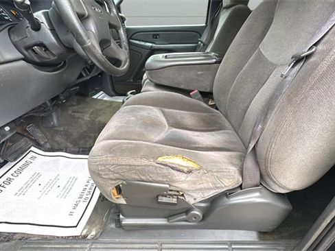 Used 2004 GMC Sierra 2500 SLE w/ Heavy-Duty Power Package image 17