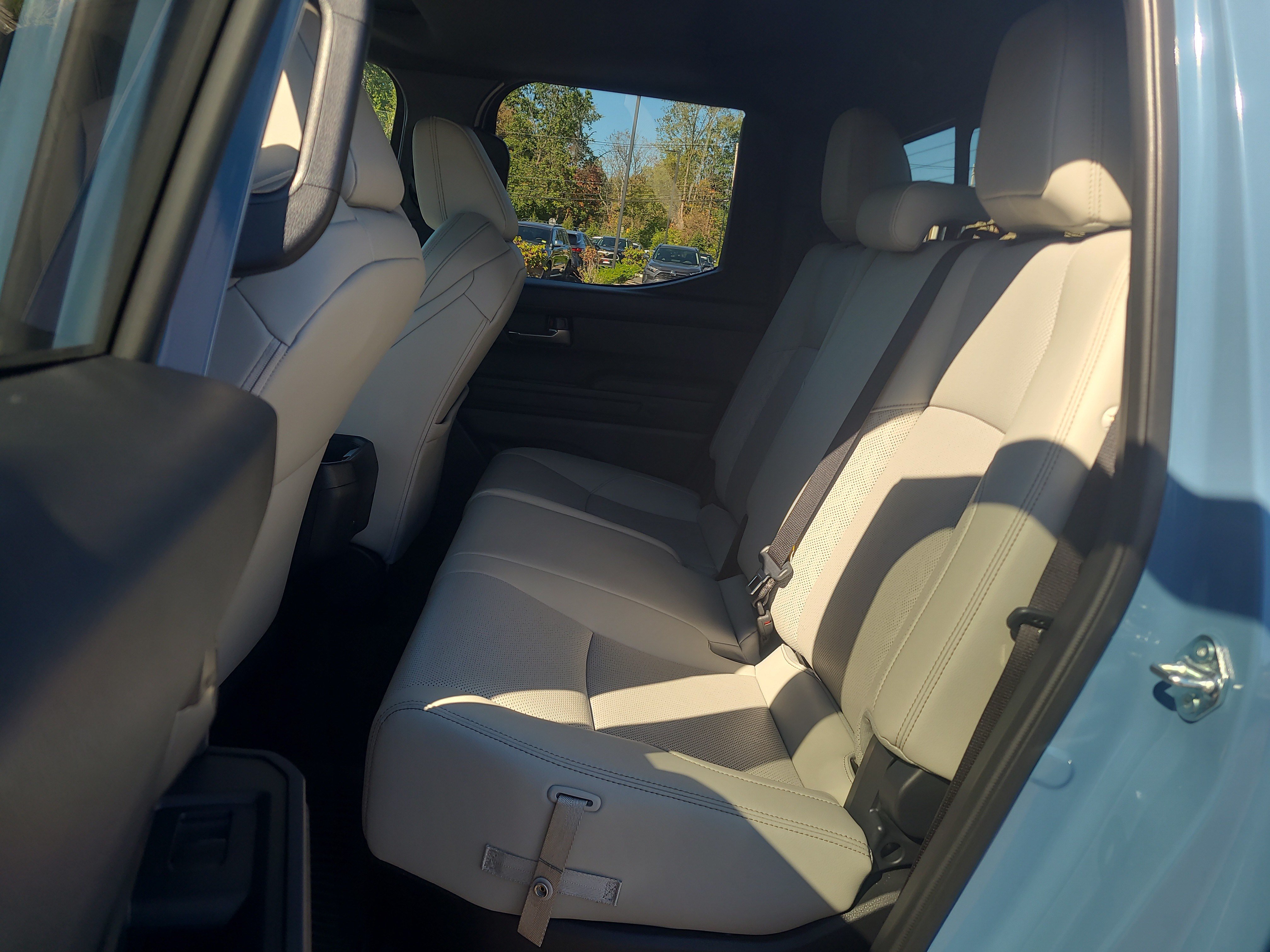 Certified 2026 Toyota Tacoma Limited AWD/4WD image 28
