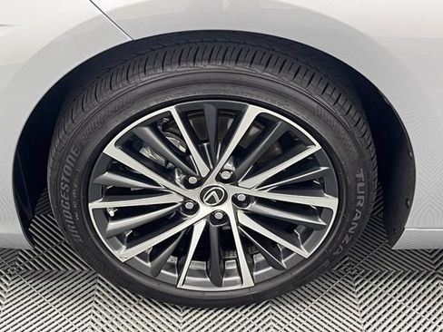Certified 2025 Lexus ES 300h w/ Premium Package FWD image 23