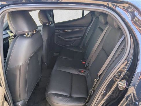 Used 2023 MAZDA MAZDA3 s image 18