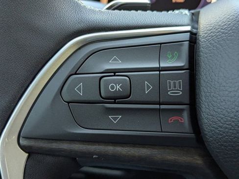 New 2026 Jeep Grand Cherokee Laredo image 25