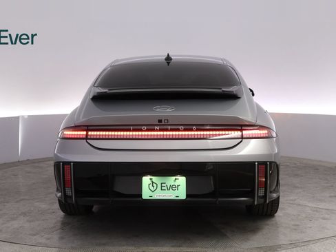 Used 2024 Hyundai Ioniq 6 SEL RWD image 14