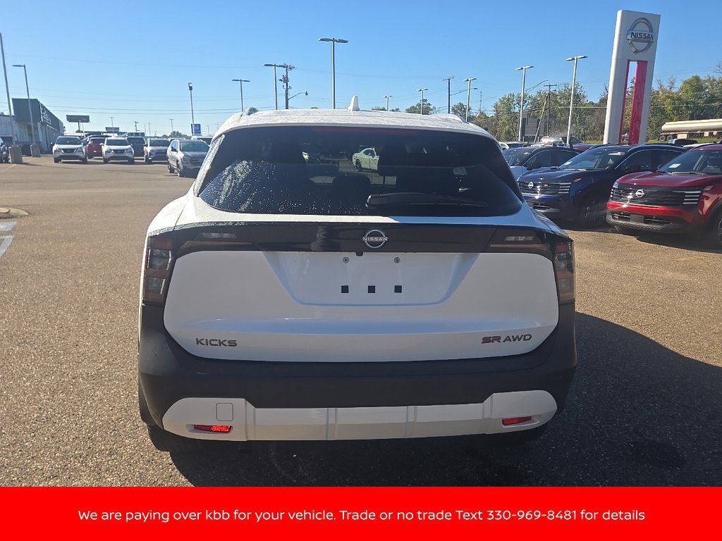 Certified 2025 Nissan Kicks SR AWD/4WD image 6