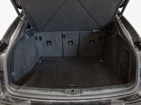 Used 2023 Porsche Macan image 27