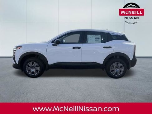 New 2026 Nissan Kicks S w/ Charging Package FWD image 4