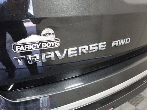 Used 2022 Chevrolet Traverse Premier image 8
