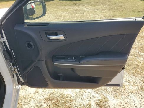 Used 2022 Dodge Charger SXT image 34