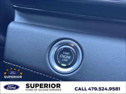 Used 2022 Cadillac Escalade ESV Luxury w/ LPO, Illumination Package image 32