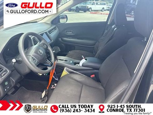 Used 2018 Honda HR-V LX image 5