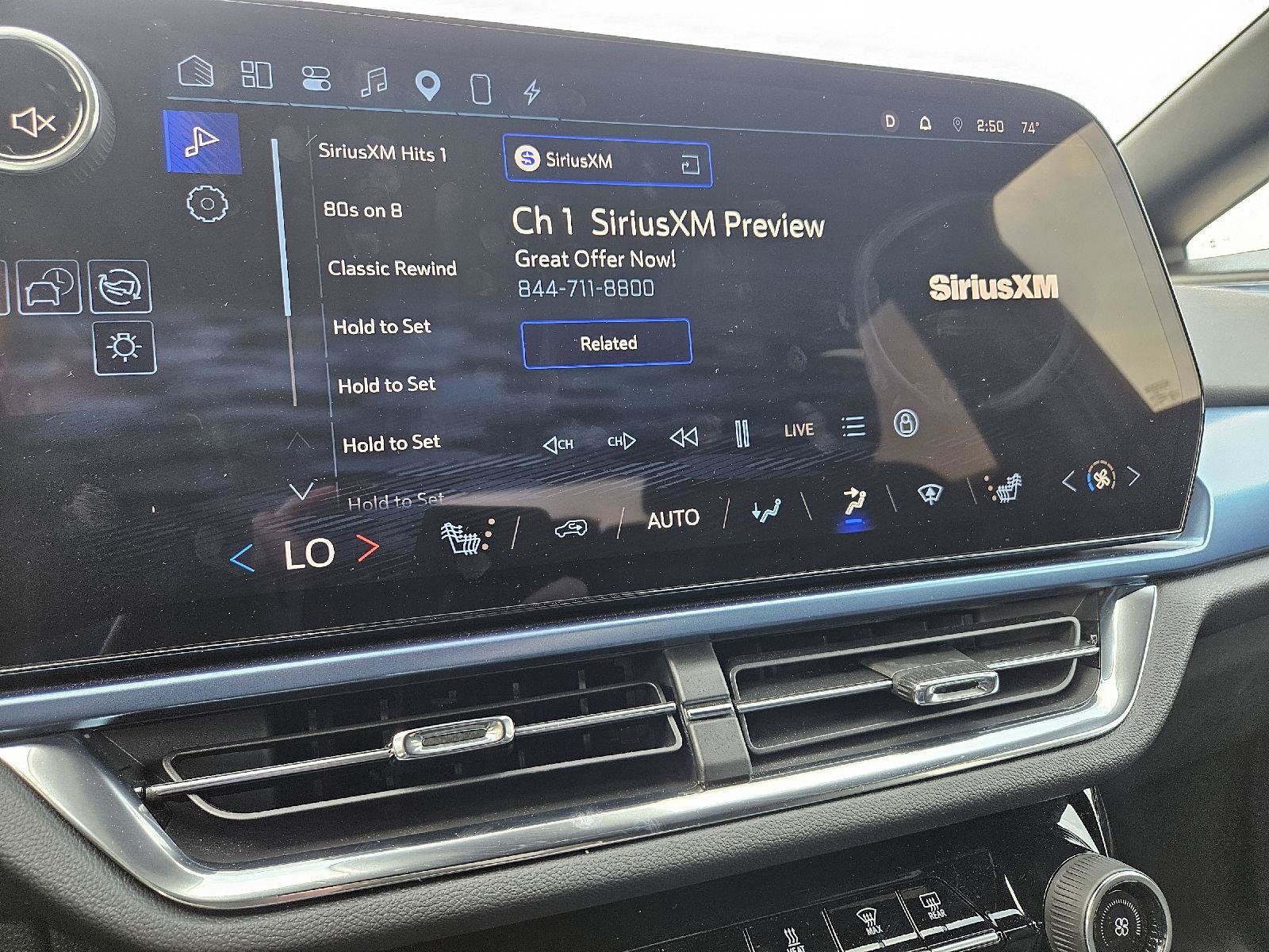 Used 2025 Chevrolet Equinox EV LT w/ Convenience Package FWD image 13