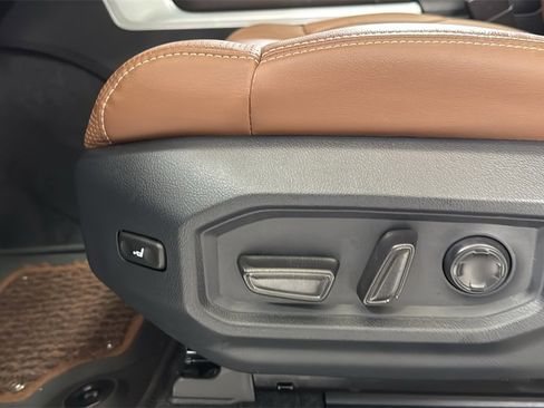 Used 2025 Toyota Tundra 1794 Edition image 14