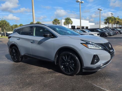 Used 2024 Nissan Murano SV w/ SV Midnight Edition Package FWD image 2