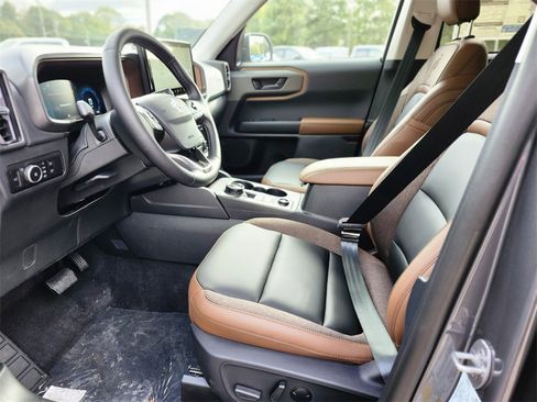 New 2025 Ford Bronco Sport Outer Banks image 17