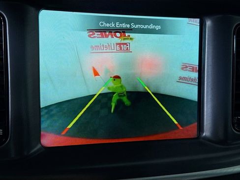 Used 2020 Dodge Charger SXT w/ Blacktop Package image 7