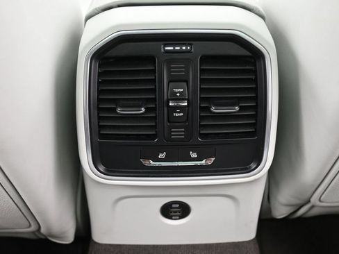 Certified 2018 Porsche Macan S AWD/4WD image 8